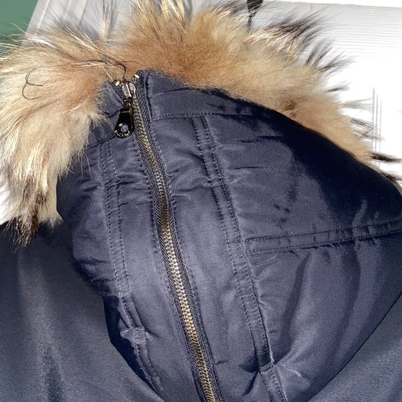 DKNY coat - Picture 5 of 9